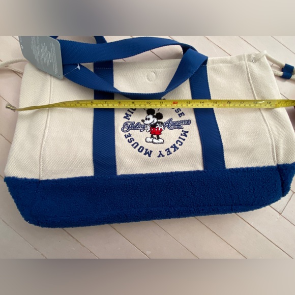 NWT Disney Large Tote - Picture 5 of 5